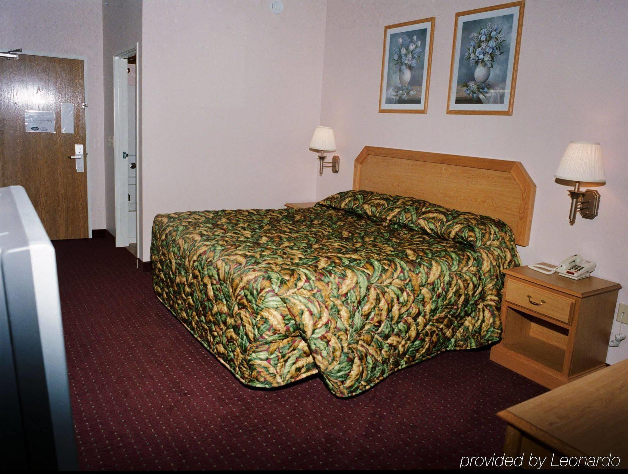 Parkfield Inn - Warsaw Habitación foto